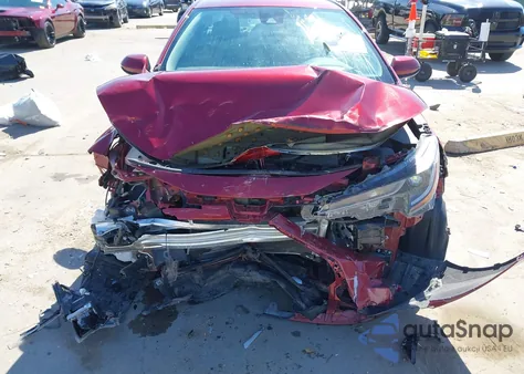 2022 Toyota Corolla Le z USA, uszkodzony, nr VIN 5YFEPMAE3NP323250